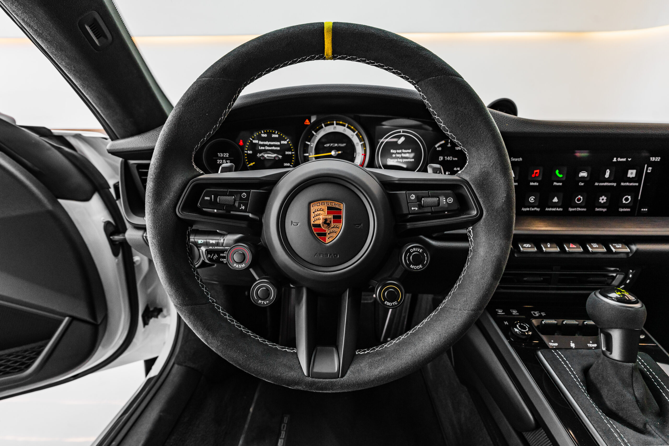 mkrentacar | Porsche GT3 RS Vehicle Image